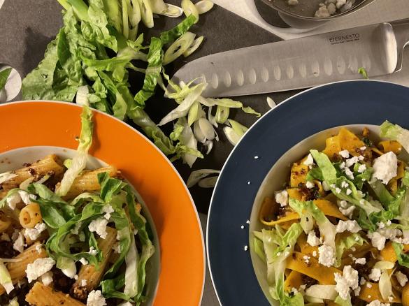 Penne mit Mandel-Tomaten-Pesto