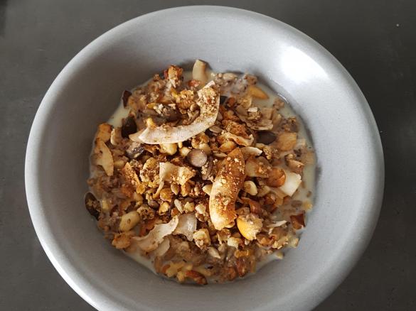 Nuss-Granola Low Carb