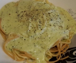 Zucchini Soße mit Spaghetti