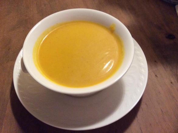 Karotten - Kokos - Ingwer Suppe Ayurvedisch