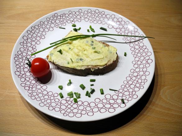 Käse-Schnittlauch-Butter