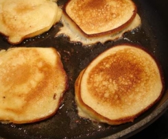 Variation von Bananen-Fleckerl - Waffeln