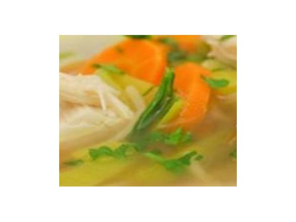 Hühnersuppe – dem Schnupfen ein Schnippchen – mit der "Gemüse-/Reis-Option"