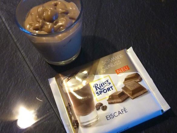 Schokoladenpudding Eiscafe