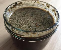 schnelle Salatsoße auf Vorrat, scharf