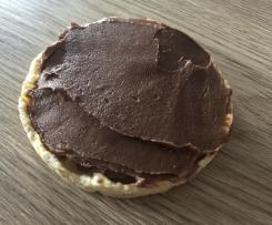 Zuckerfreie Nuss-Schokoladen-Creme