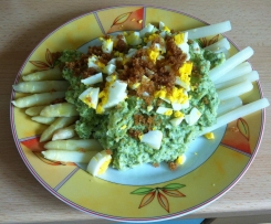 Spargel mit Brokkoli-Sauce