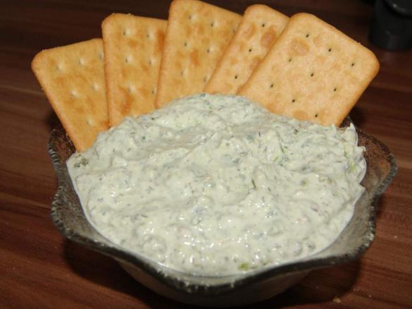 Pistazien Kräuter Dip