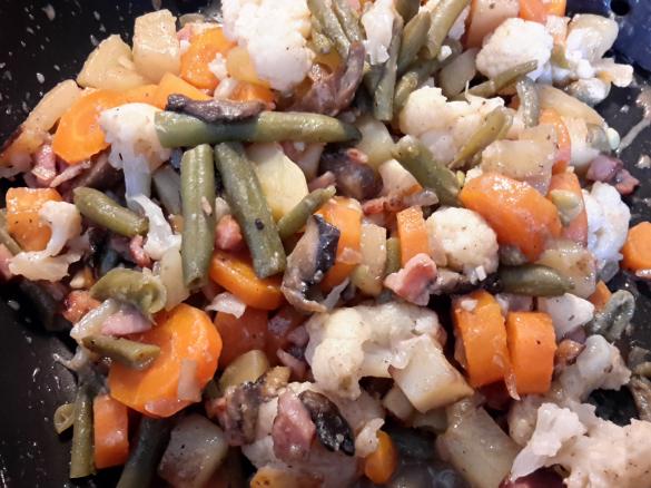 Gemüsepfanne mit Kassler - kalorienarm LF30