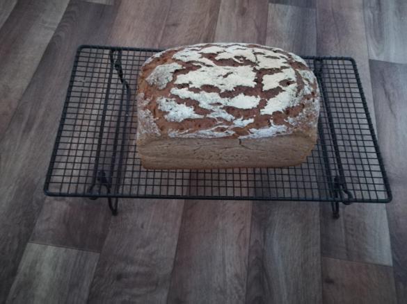 Sauerteig im Holzbackrahmen