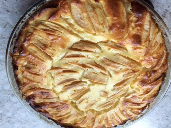 Käsekuchen mit Äpfel