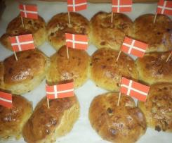 Fødseldagsboller (Dänische Geburtstagsbrötchen)