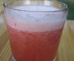 Erdbeer Bowle, leckere Erdbeerbowle für heiße Tage