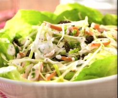 Krautsalat mit geräuchertem Hähnchenbrustfilet