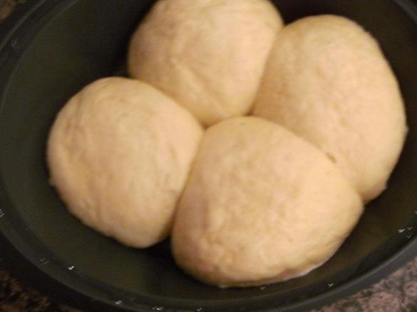 Dampfnudeln mit selbstgemachter Vanillesauce