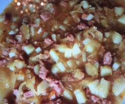 Sauerkrauteintopf mit Kartoffel und Cabanossi