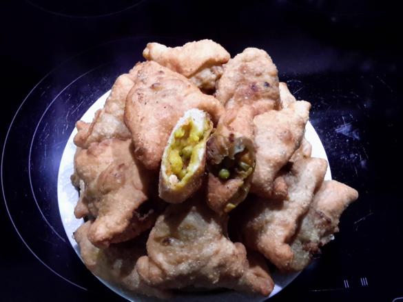 Samoas mit Gemüse Füllung