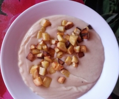 Selleriecremesuppe mit Koriander und Kartoffelwürfeln ~ milchfrei ! ~