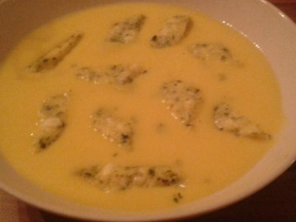 Butternusskürbis, Kürbis, Butternut Suppe