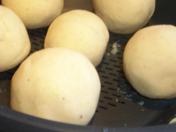 Bayerischeknödel--nachahmer..