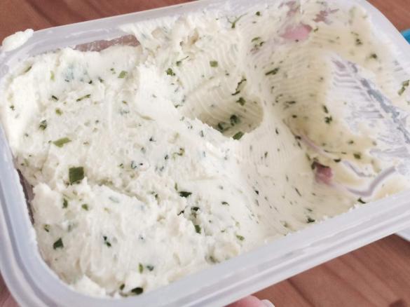Kräuterbutter mit oder ohne Knoblauch
