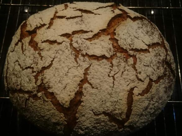 Neuenberger Krustenbrot