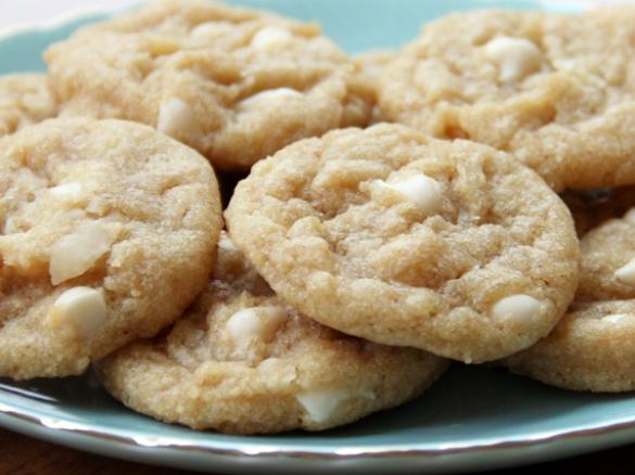 White Chocolate Macadamia Nut Cookies