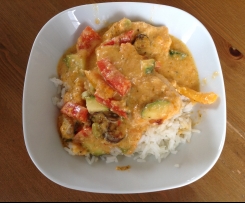 Variation Paprika-Zwiebel-Schmand-Hähnchen