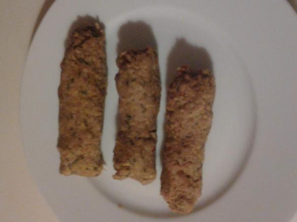 Cig Köfte vegan  wurst / wurstlinge aus couscous vegetarisch, türkisch, snack