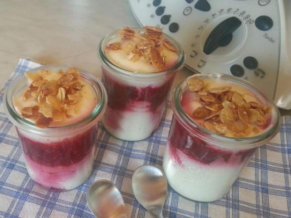 Traumcreme mit Himbeeren