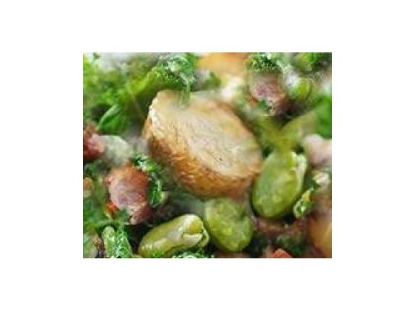 dicke Bohnen mit Speck und Tomate