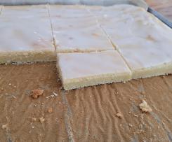 Zitronen-Buttermilch-Schnitten