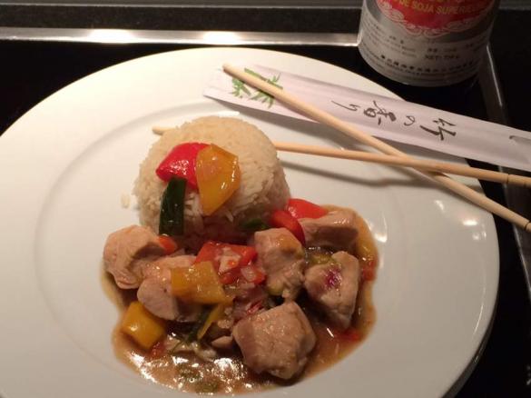 Hähnchen mit Paprika nach thailändischer Art - ALL IN ONE GERICHT
