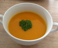 Kürbis-Möhren-Suppe