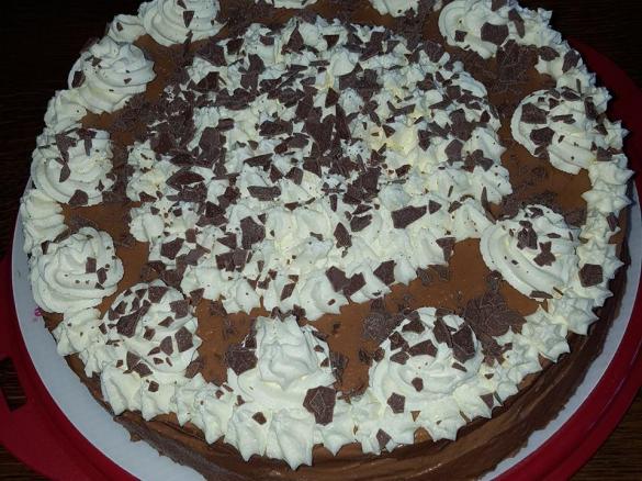 Schokoladen-Nougat-Torte