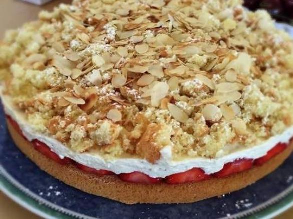 Erdbeerflocken Torte