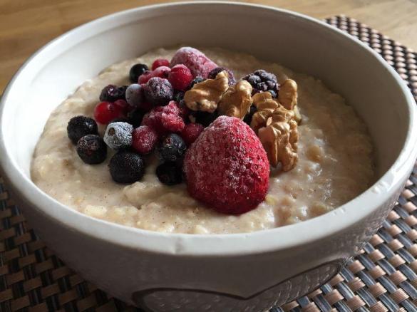 Hirseflocken Porridge / Hirse Müsli (glutenfrei)