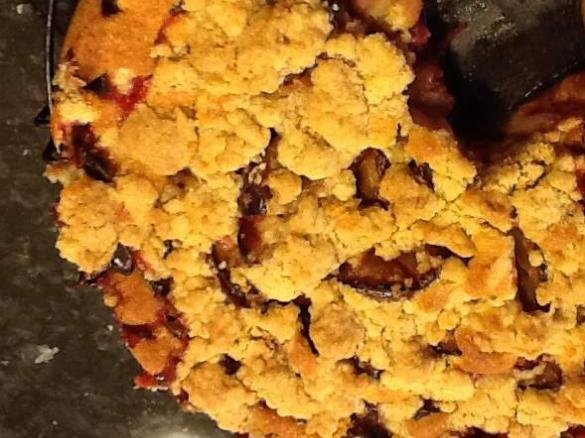 Pflaumenkuchen mit Butter-Zimt-Streusel