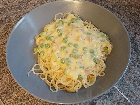 Spaghetti - Erbsen - Carbonara - One Pot