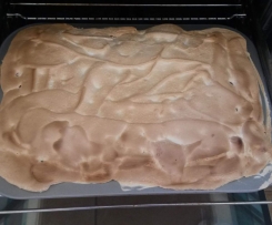 Rhababer-Baiser-Kuchen 