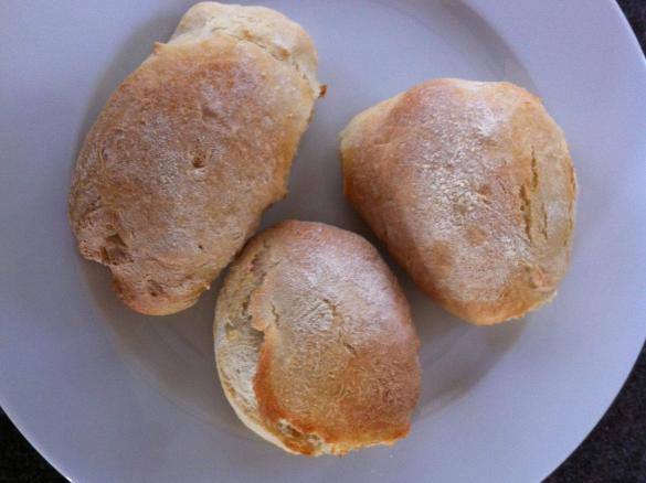 Brötchen ( einfach, schnell und lecker )