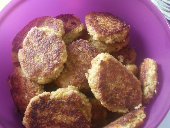 Vegetarische Frikadellen mit Grünkern