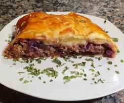 Rotkohl im Blätterteigmantel