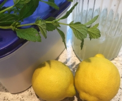 Variation von Zitronenlimonade 