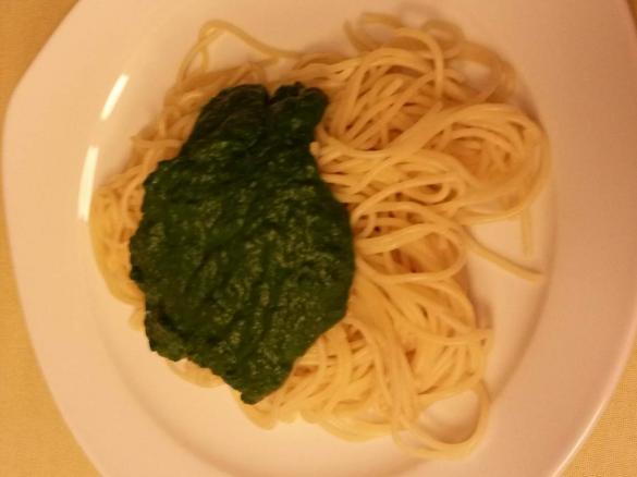 Spinatsoße (aus frischem Spinat) z.B. für Spaghetti
