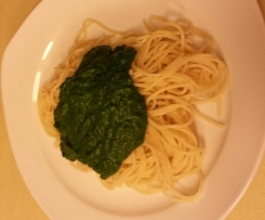 Spinatsoße (aus frischem Spinat) z.B. für Spaghetti