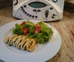 Räucherlachs-Spinat-Blätterteigtaschen